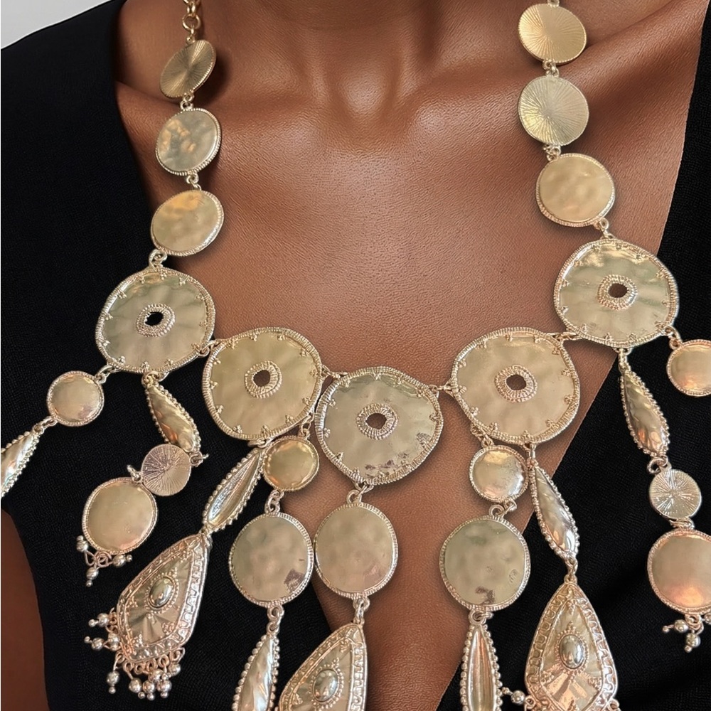 Chico's Gold Hammered Disc & Teardrop Bib Necklace - Picture 3 of 3